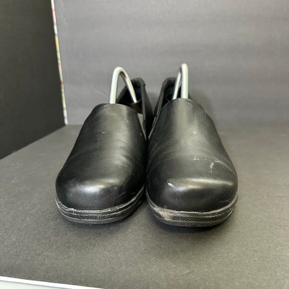 Keen size 10 Mora Clog Leather Comfort Slip On Shoes Black - Picture 3 of 12